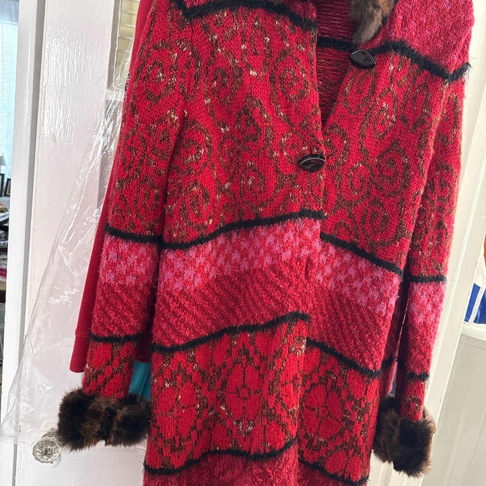 Susan Bristol Red Knit Coat with Brown Faux Fur Collar